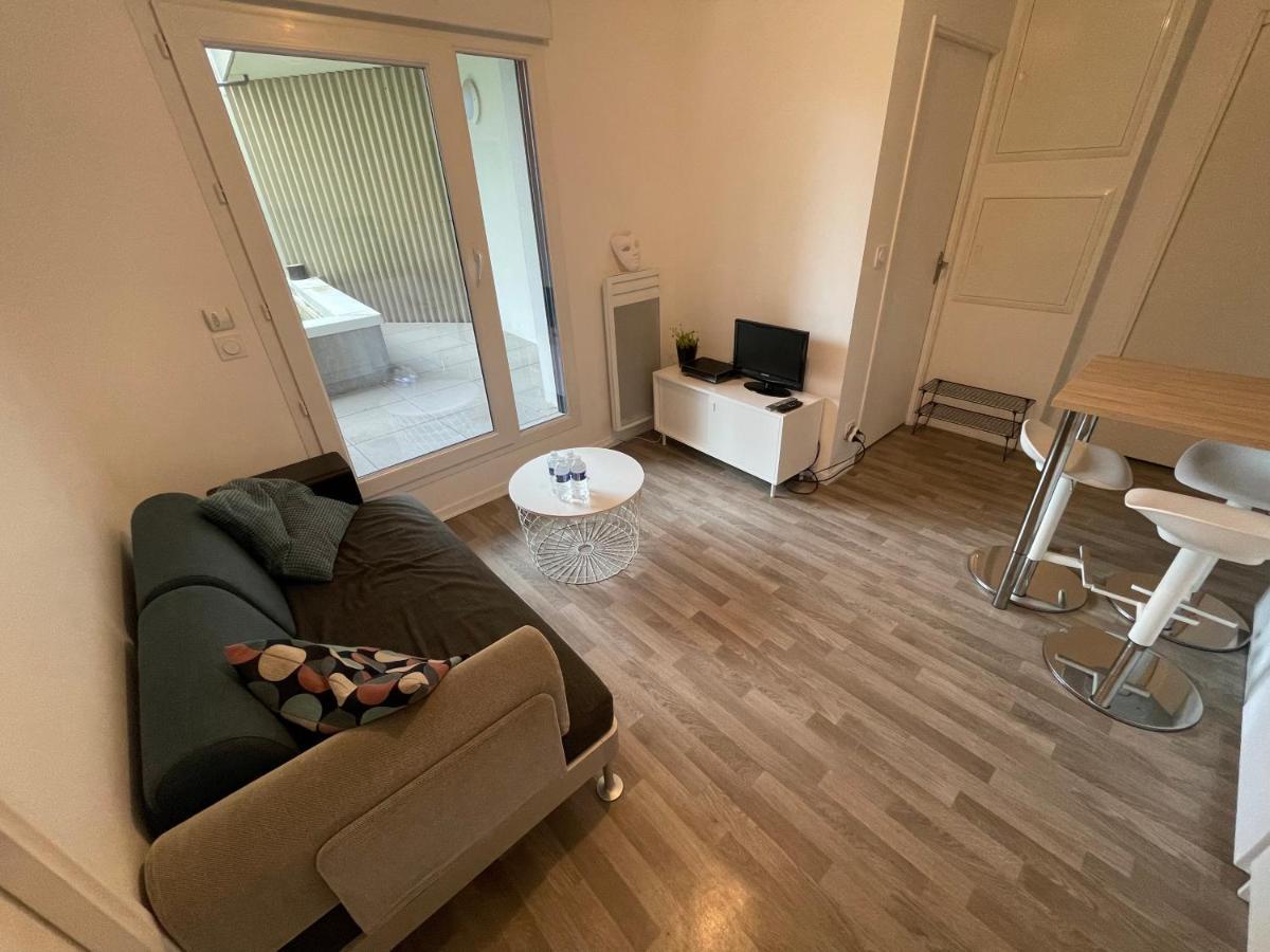 Gredi, Appt Avec Parking Et Terrasse A Caen 아파트 외부 사진